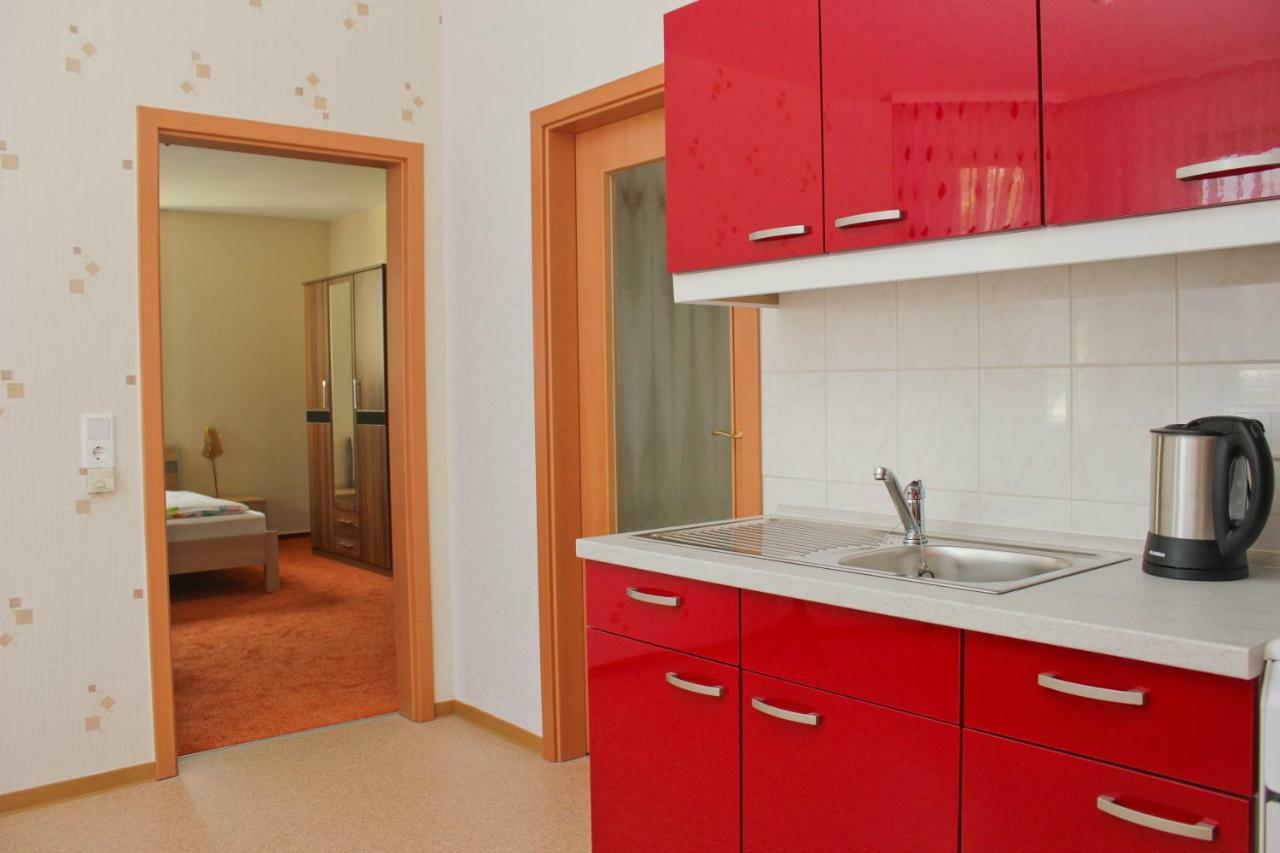 Zum Dorfschullehrer Apartment Lubbenau Bagian luar foto