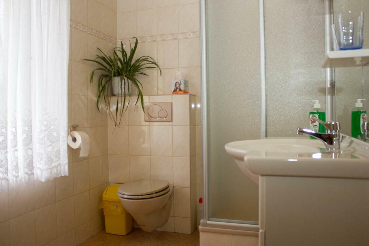 Zum Dorfschullehrer Apartment Lubbenau Bagian luar foto